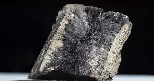 Anthropic'in Mythos Modeli Pentagon'u İkiye Böldü: Çok Tehlikeli mi?